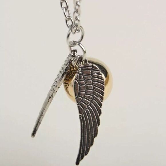 Harry Potter Golden Snitch Silver Wings Necklace NWT - Picture 4 of 8
